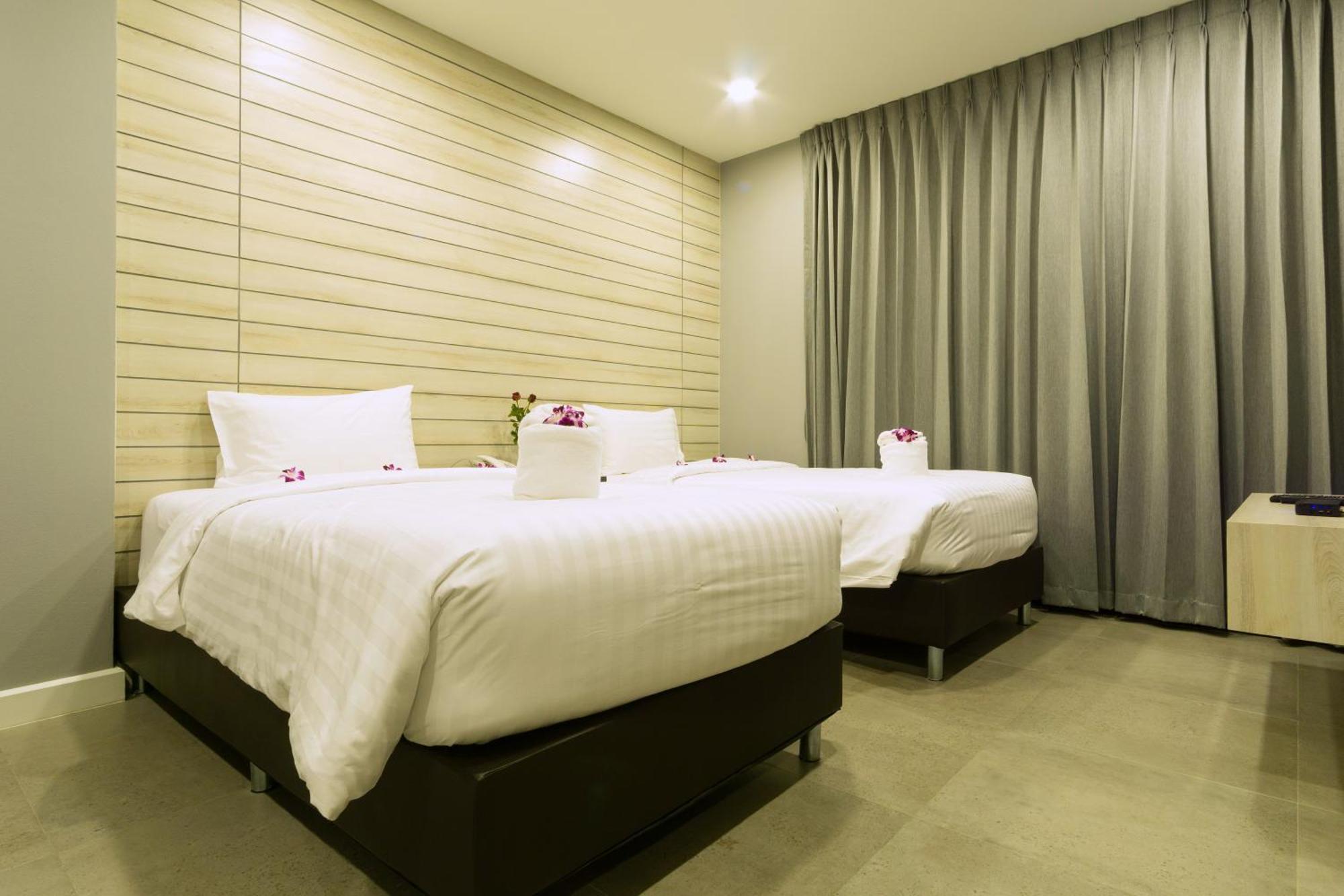 C Cha-Am Hotel Экстерьер фото