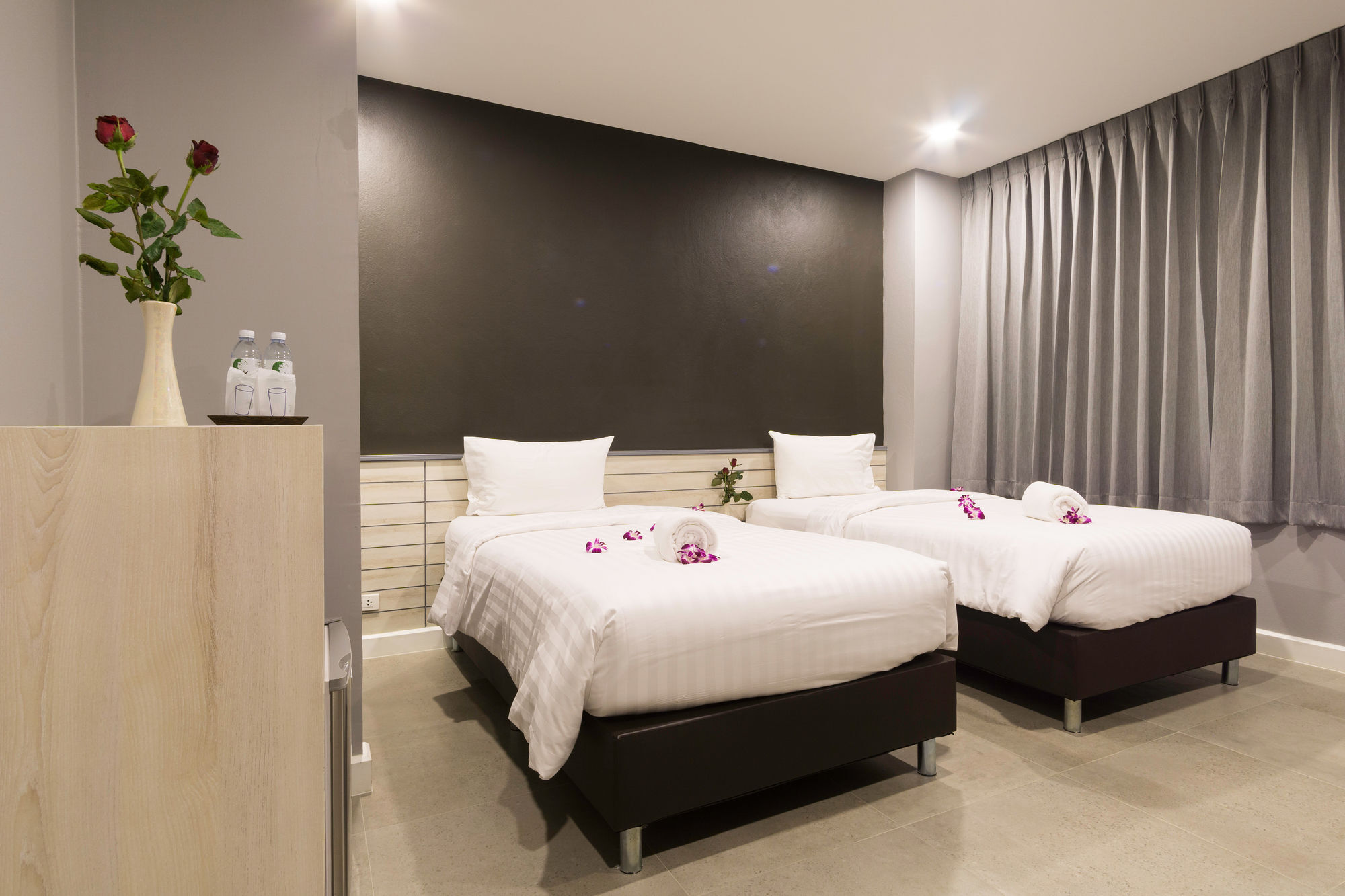 C Cha-Am Hotel Экстерьер фото