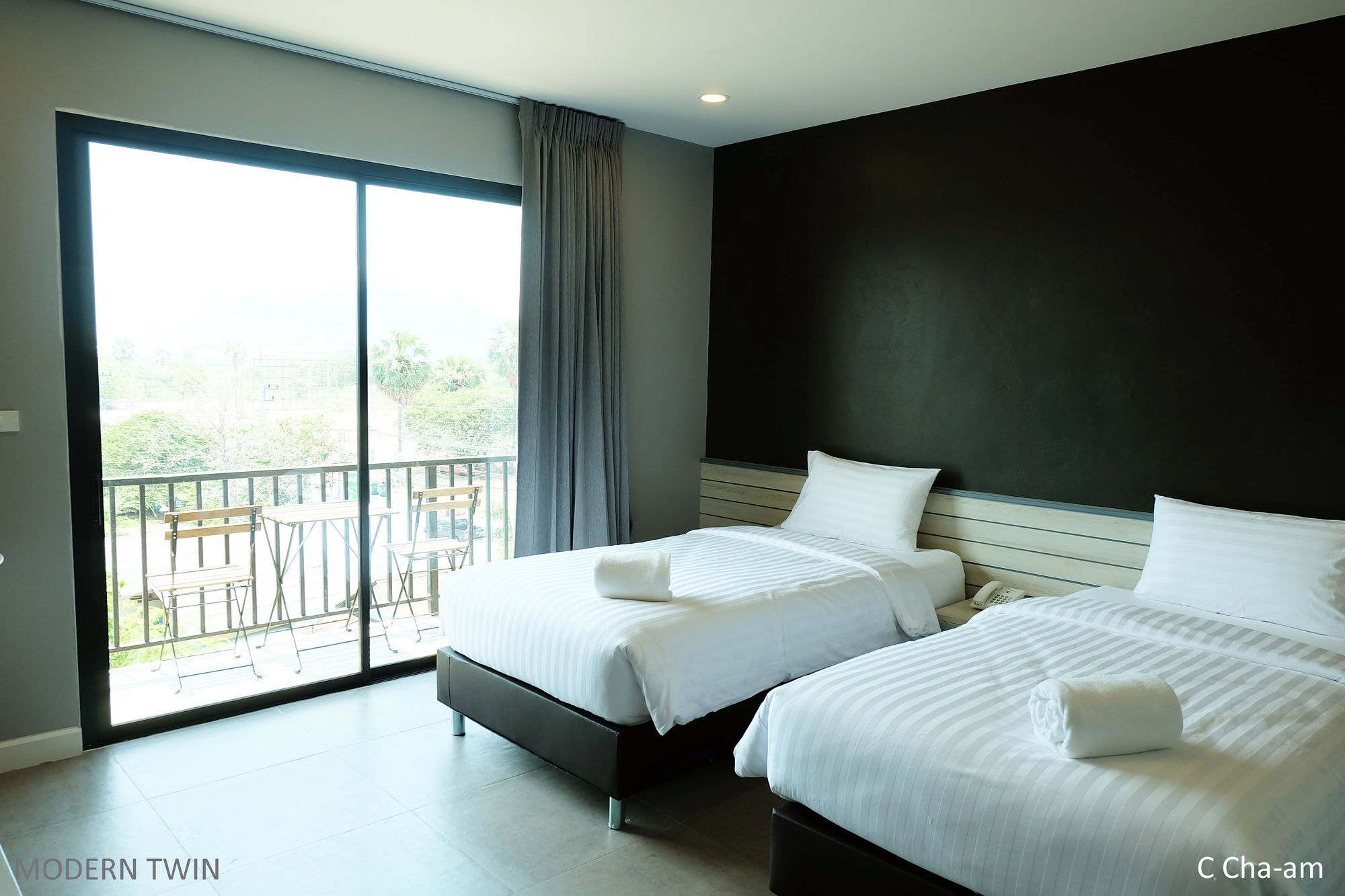 C Cha-Am Hotel Экстерьер фото